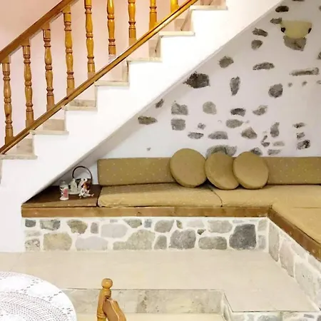 Апартаменты Lava House Mandraki (Nisyros)