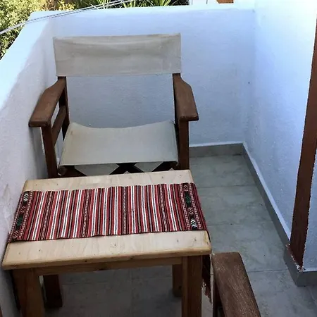 Lava House Апартаменты Mandraki (Nisyros)