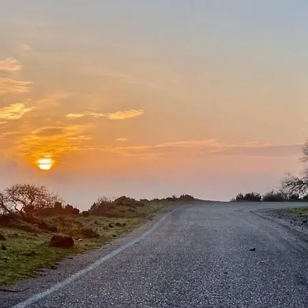 Lava House * Mandraki (Nisyros)