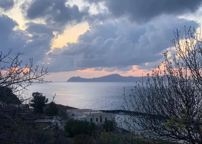 Lava House * Mandrákion